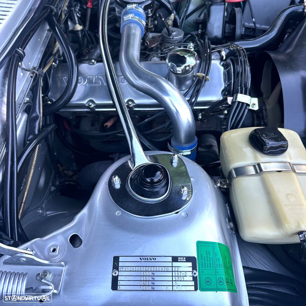 Volvo 245 - 25
