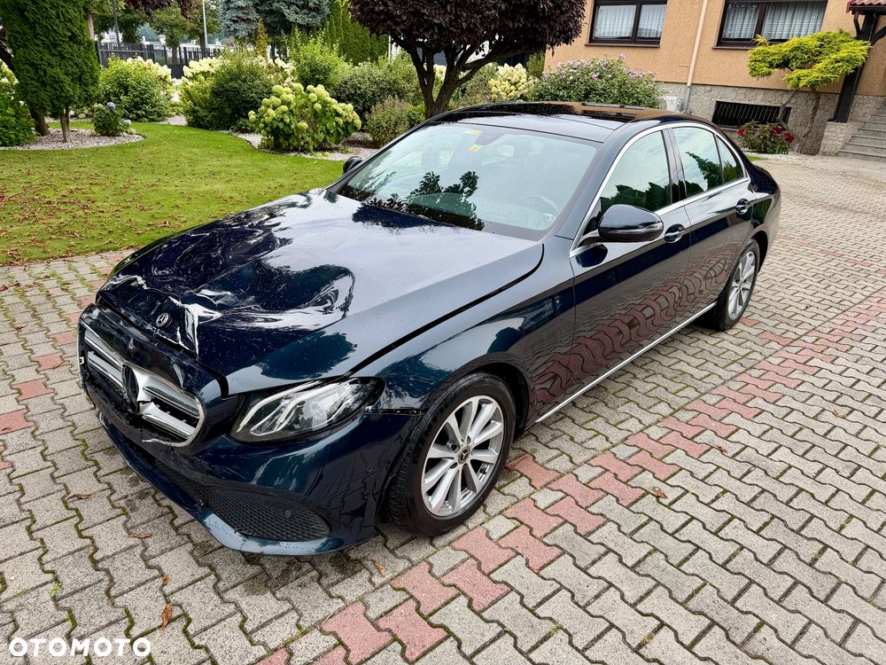 Mercedes-Benz Klasa E 200 d 9G-TRONIC Exclusive - 5