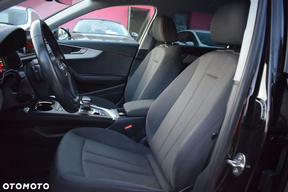 Audi A4 - 8