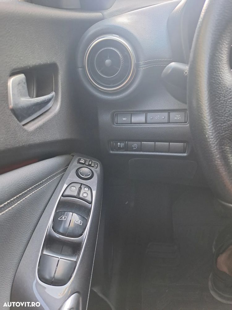 Nissan Juke - 10