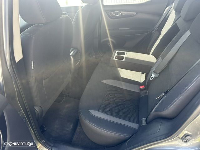 Nissan Qashqai 1.5 dCi Acenta - 13