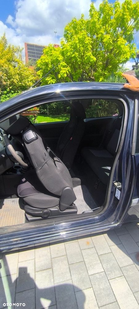 Ford Fiesta - 6