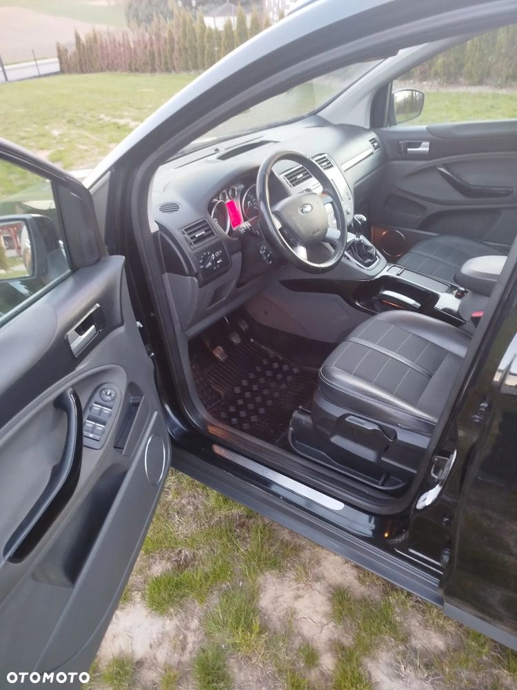 Ford Kuga 2.0 TDCi 4WD Titanium - 7