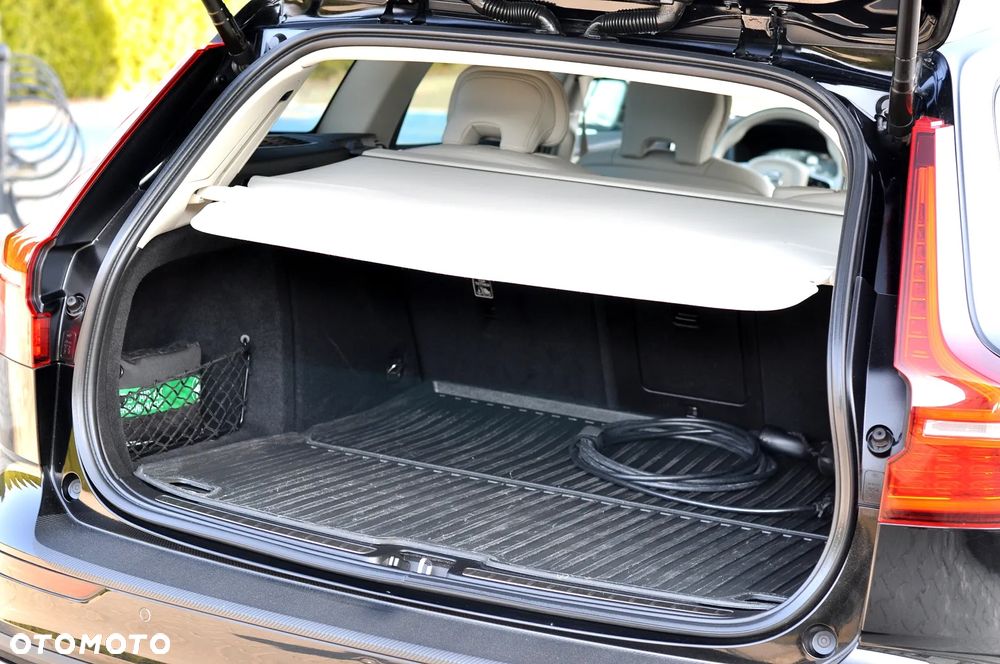 Volvo V60 T6 AWD Recharge Geartronic Inscription - 15