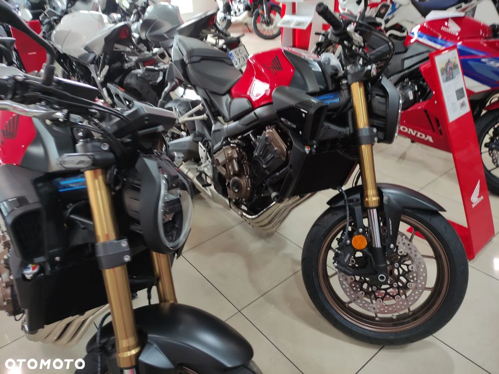 Honda CB - 7
