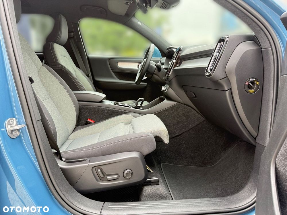 Volvo XC 40 - 26