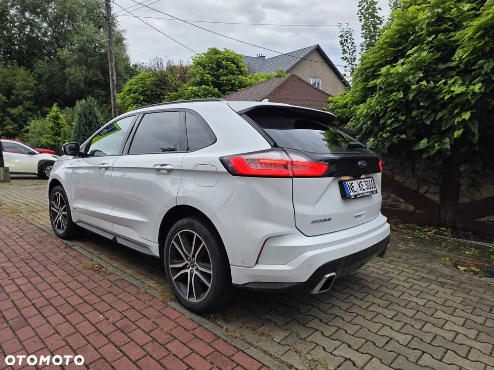 Ford Edge 2.0 TDCi Twin-Turbo 4WD Titanium - 3