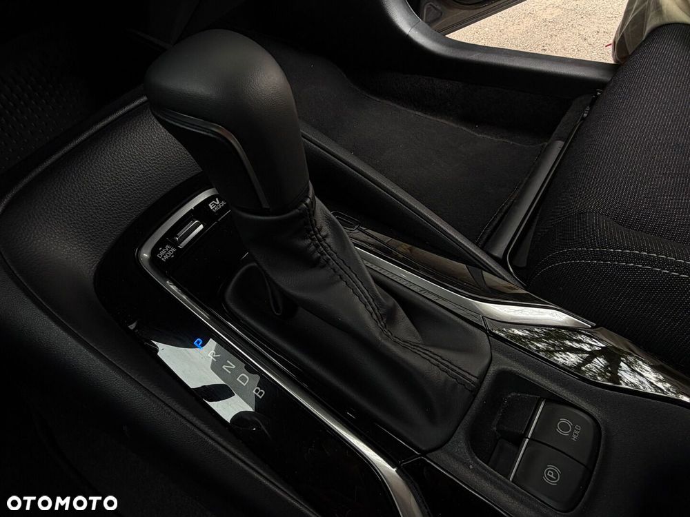 Toyota Corolla 1.8 Hybrid Comfort - 19