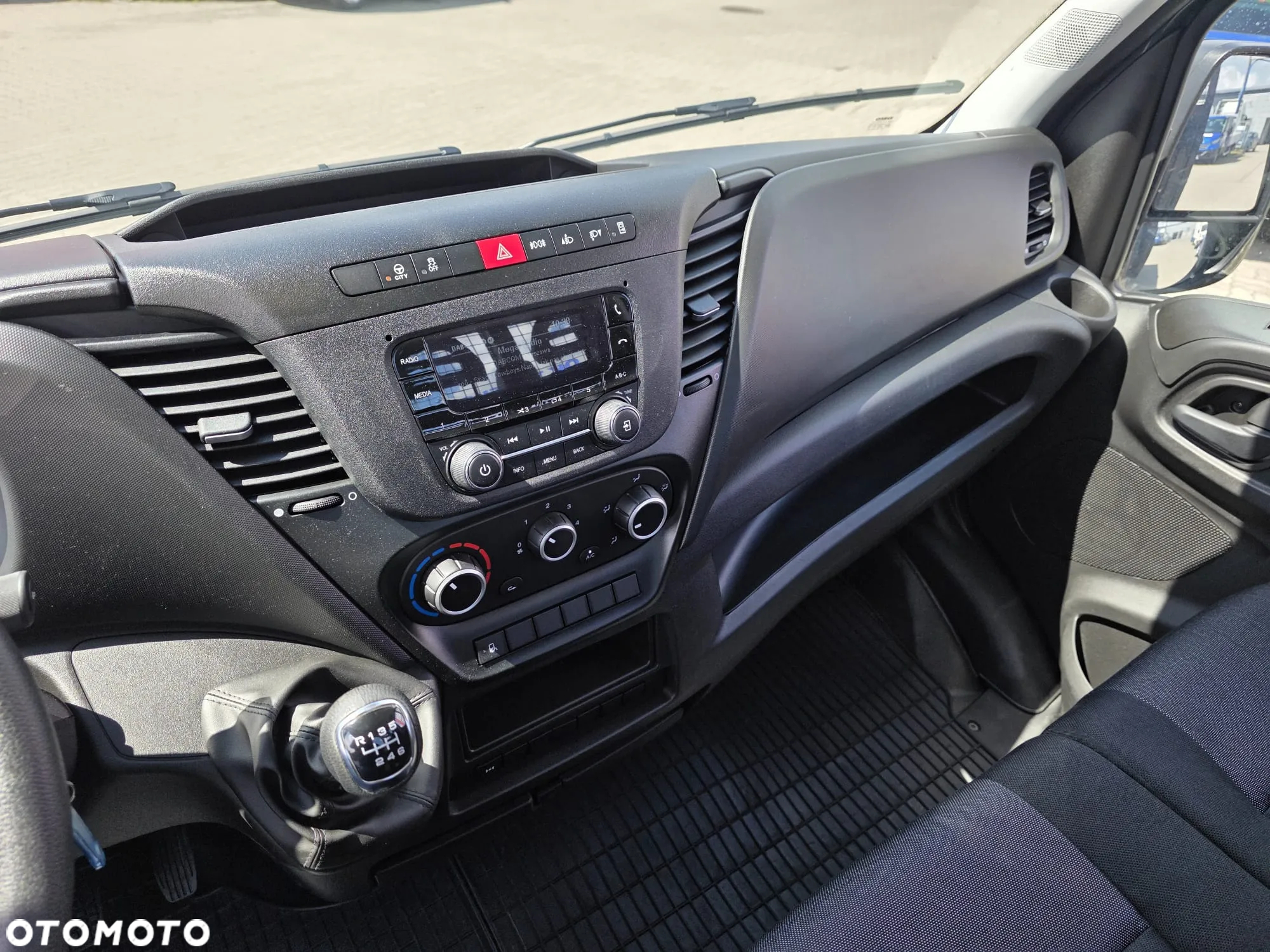 Iveco 50C18 Wywrotka Krajowy Gwarancja do 03-2026! - 10