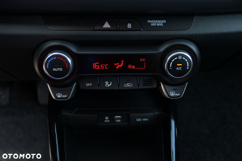 Kia Rio 1.4 L - 27