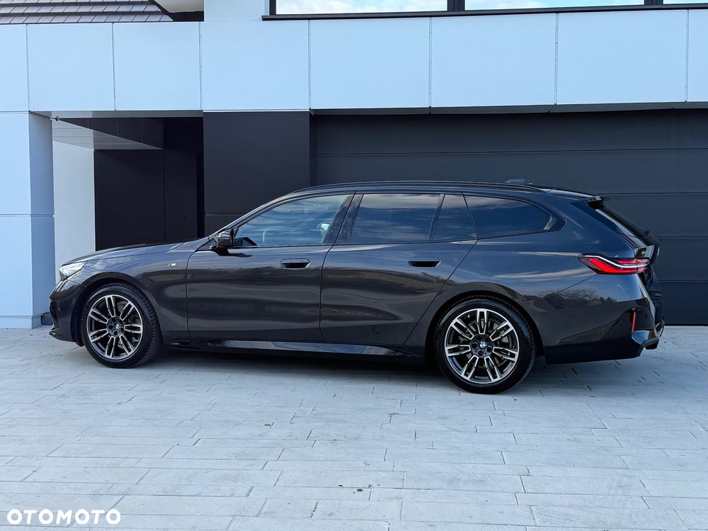 BMW Seria 5 520d - 27