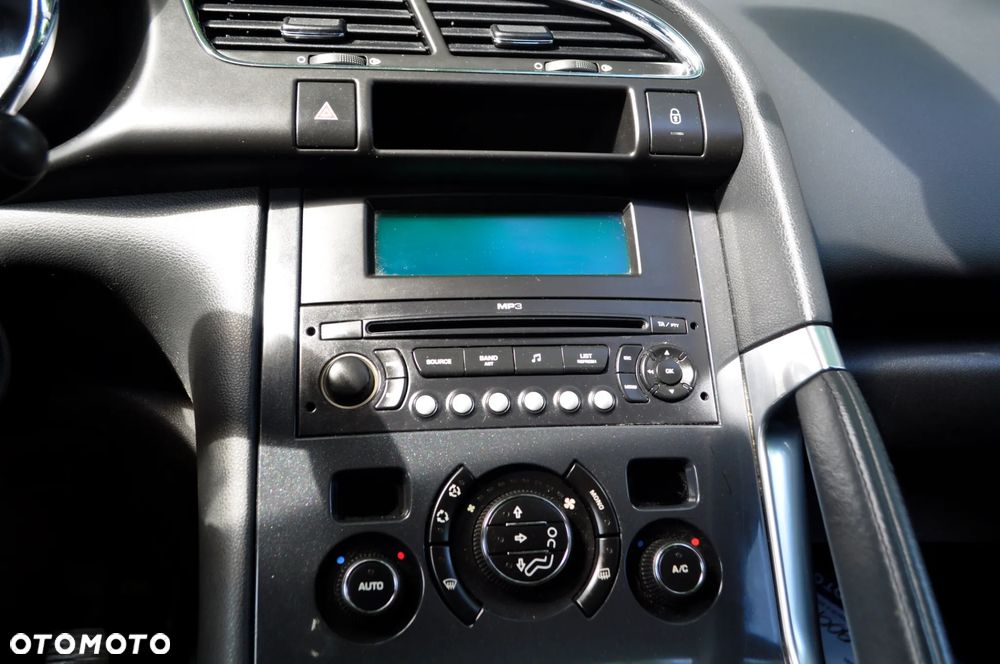 Peugeot 3008 1.6 Active - 13