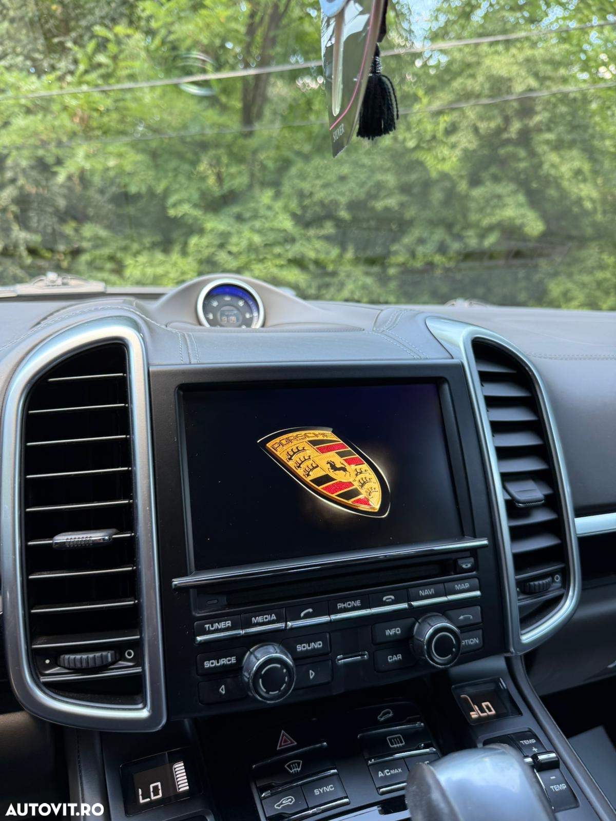 Porsche Cayenne 3.0 L - 34