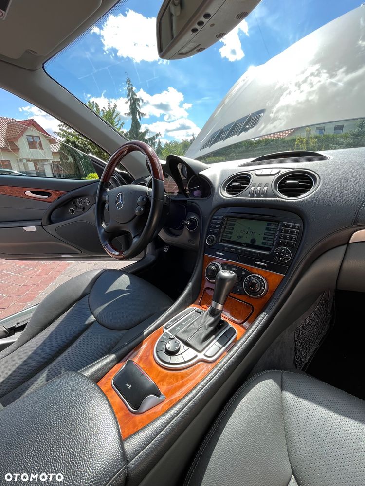 Mercedes-Benz SL - 9