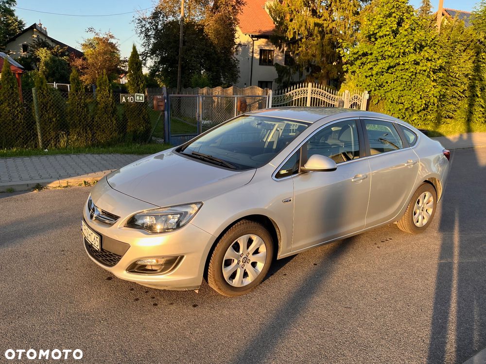 Opel Astra 1.6 Business - 4