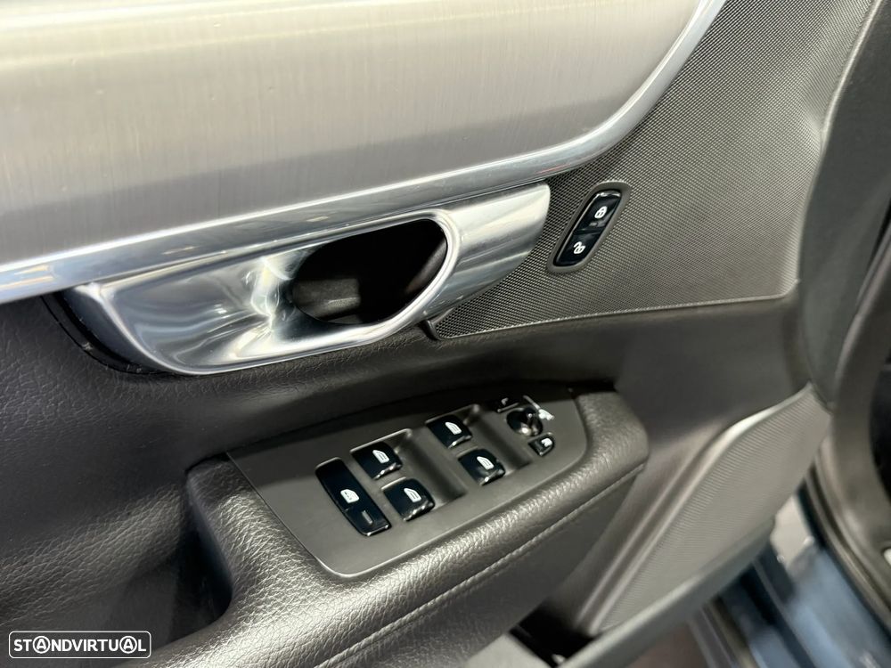 Volvo V90 2.0 D4 Momentum Plus Geartronic - 19