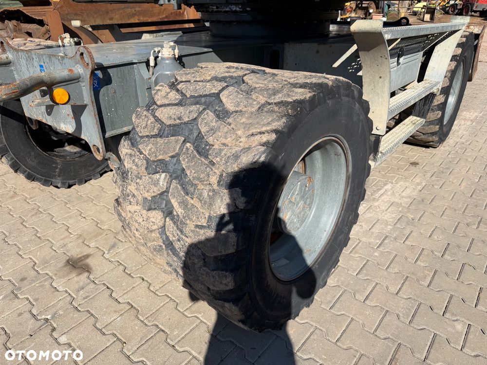 Liebherr A 914 COMPACT - 24