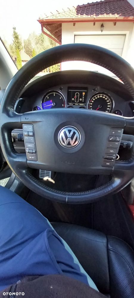 Volkswagen Phaeton - 7