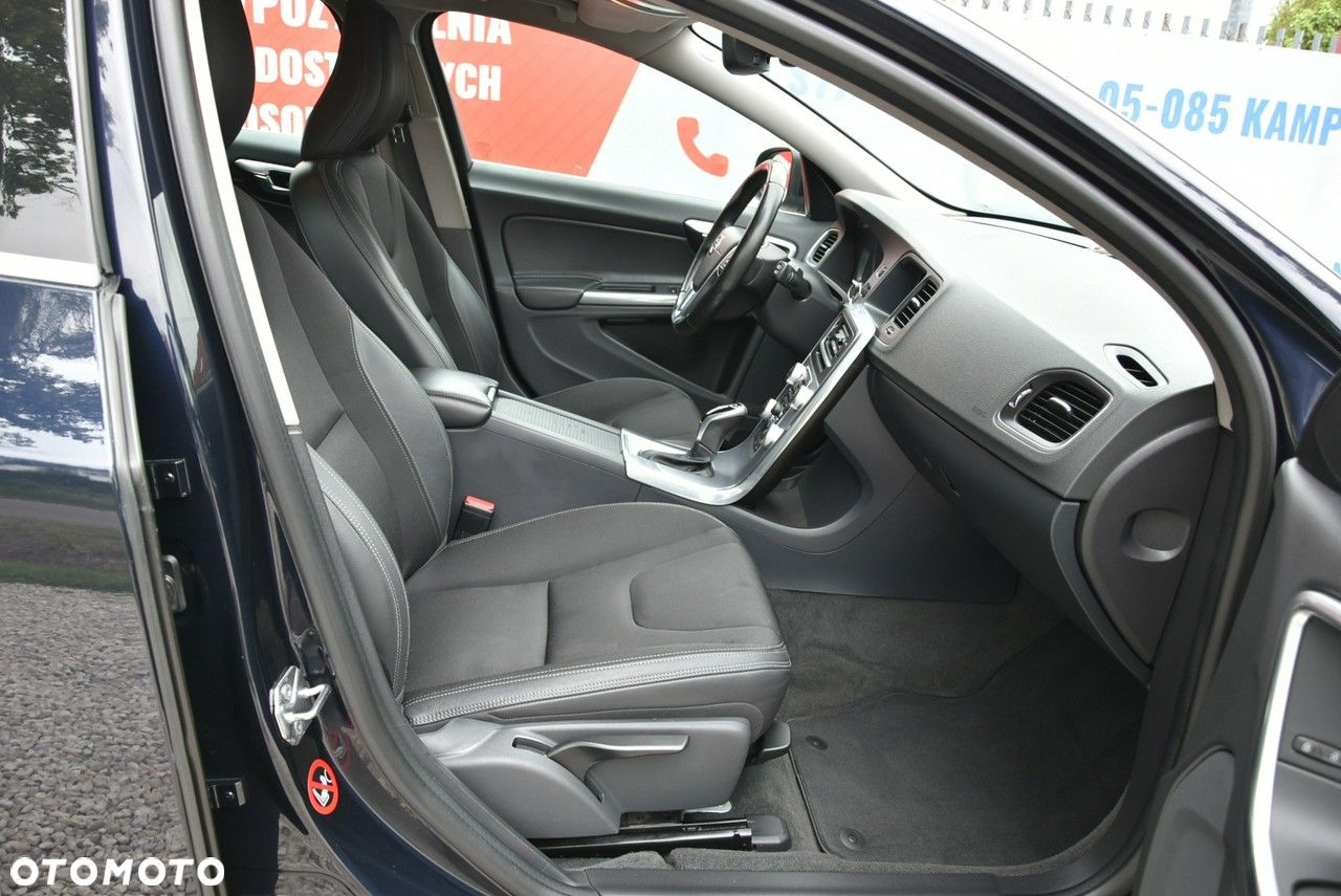 Volvo V60 - 13