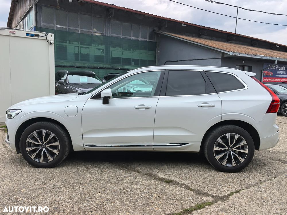 Volvo XC 60 T8 AWD Recharge Geartronic Inscription Expression - 11