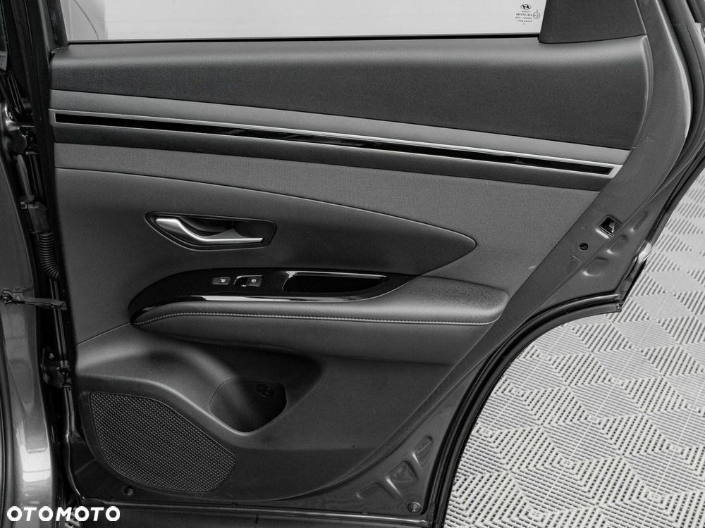 Hyundai Tucson 1.6 T-GDi Executive 2WD - 32