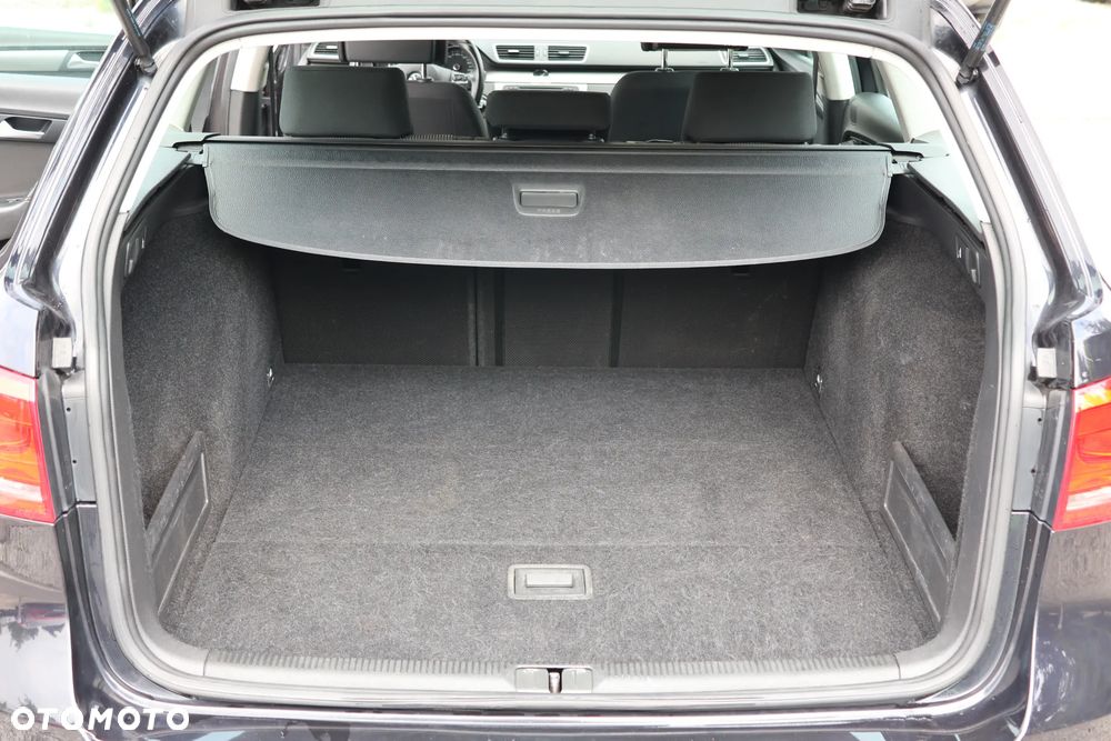 Volkswagen Passat Variant 2.0 TDI Comfortline - 12
