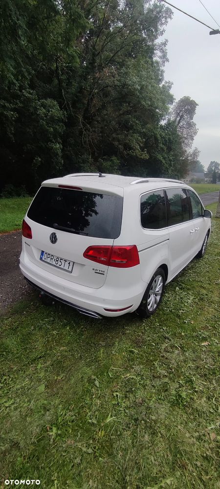 Volkswagen Sharan 2.0 TDI Highline DSG - 23