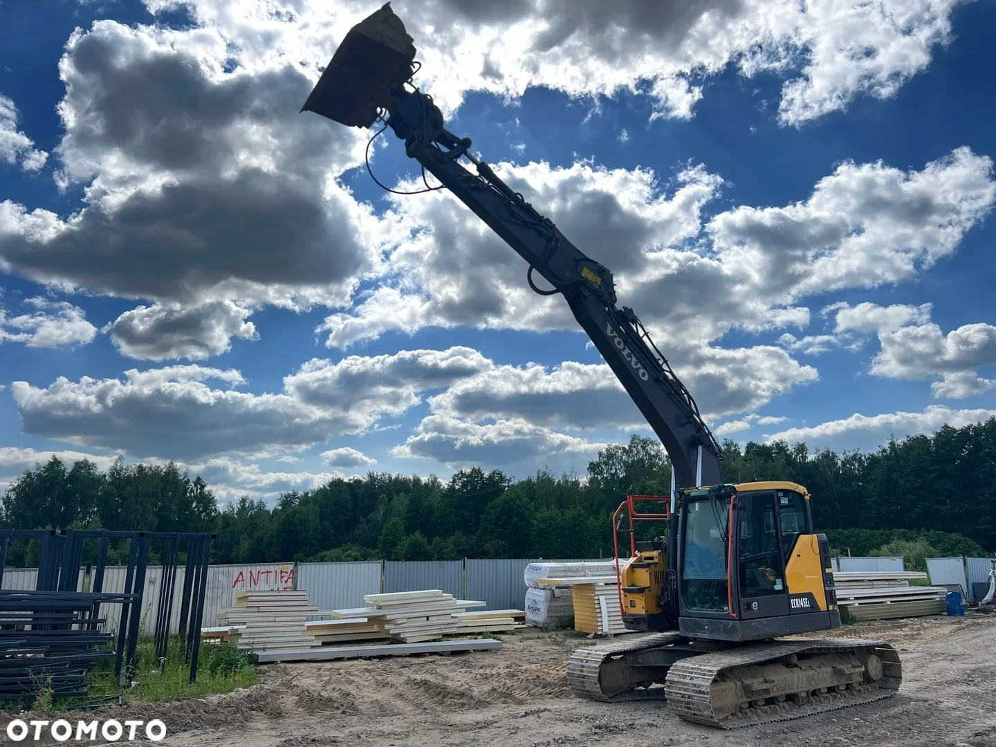 Volvo ECR145EL - 20