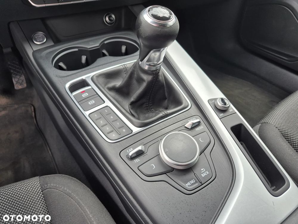 Audi A4 Avant 2.0 TDI - 18