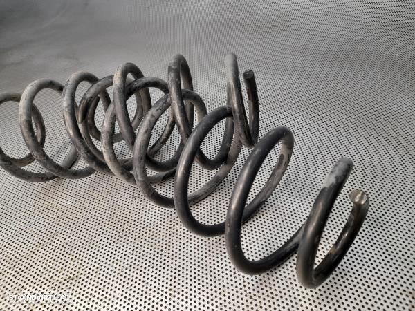 Mola Suspensao Tras Toyota Yaris (_P9_) - 2