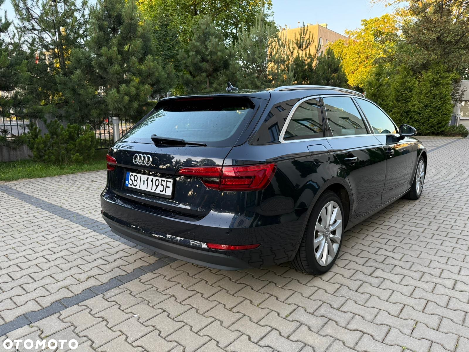 Audi A4 Avant 2.0 TDI ultra design - 3