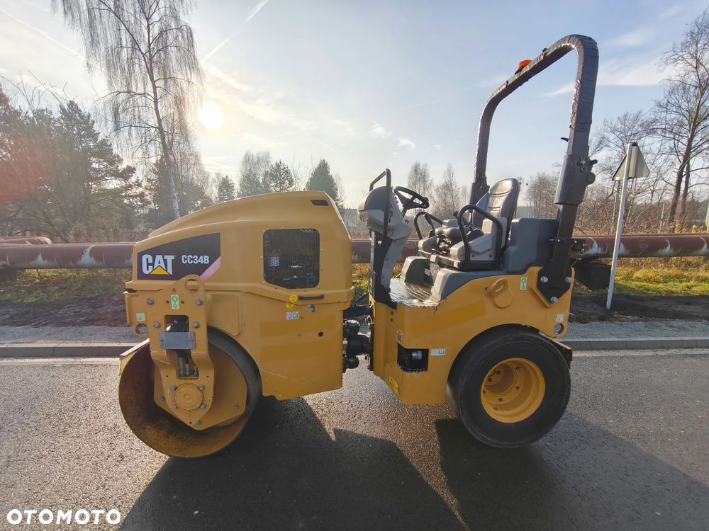 Caterpillar CC34B - 8