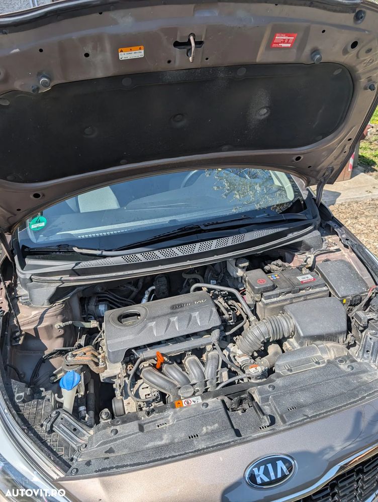 Kia Ceed 1.4 CVVT Dream Team Edition - 28