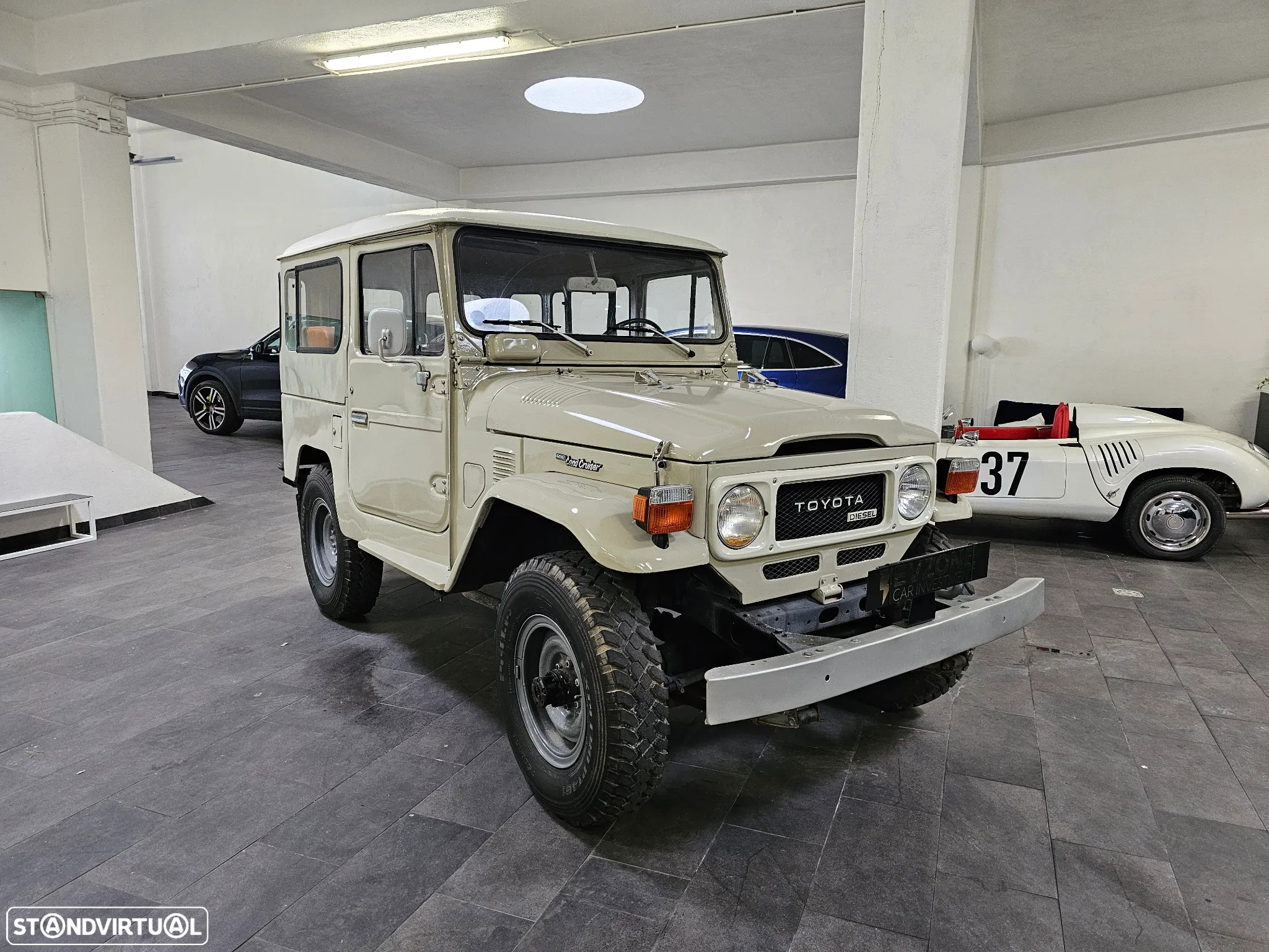 Toyota Land Cruiser - 3