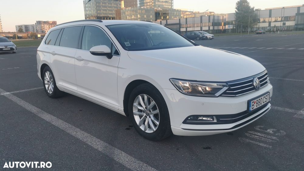 Volkswagen Passat 2.0 TDI DSG (BlueMotion Technology) Trendline - 1