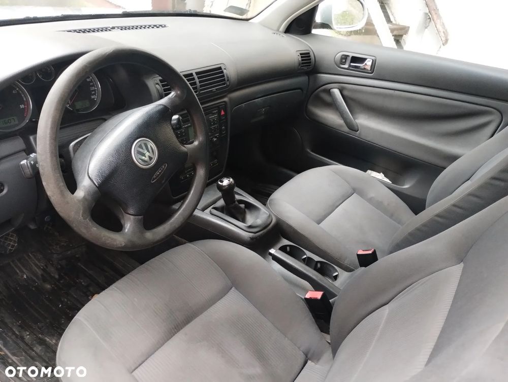 Volkswagen Passat Variant 1.9 TDI - 6