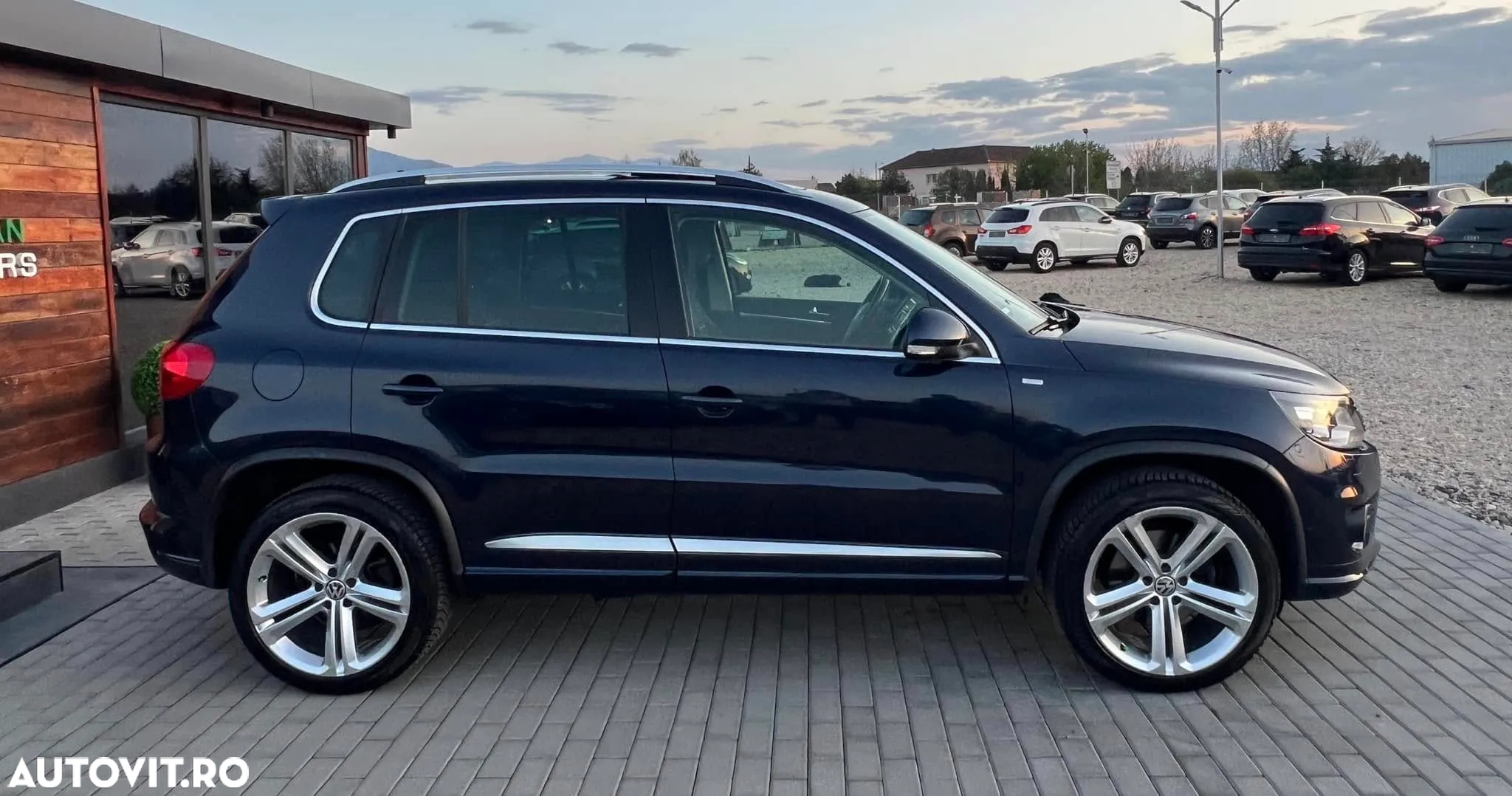 Volkswagen Tiguan 2.0 TDI DPF 4Motion BlueMotion Technology DSG Cup Sport & Style - 18