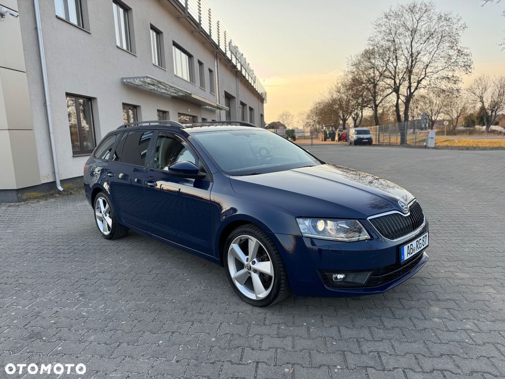 Skoda Octavia 2.0 TDI Premium Edition - 2