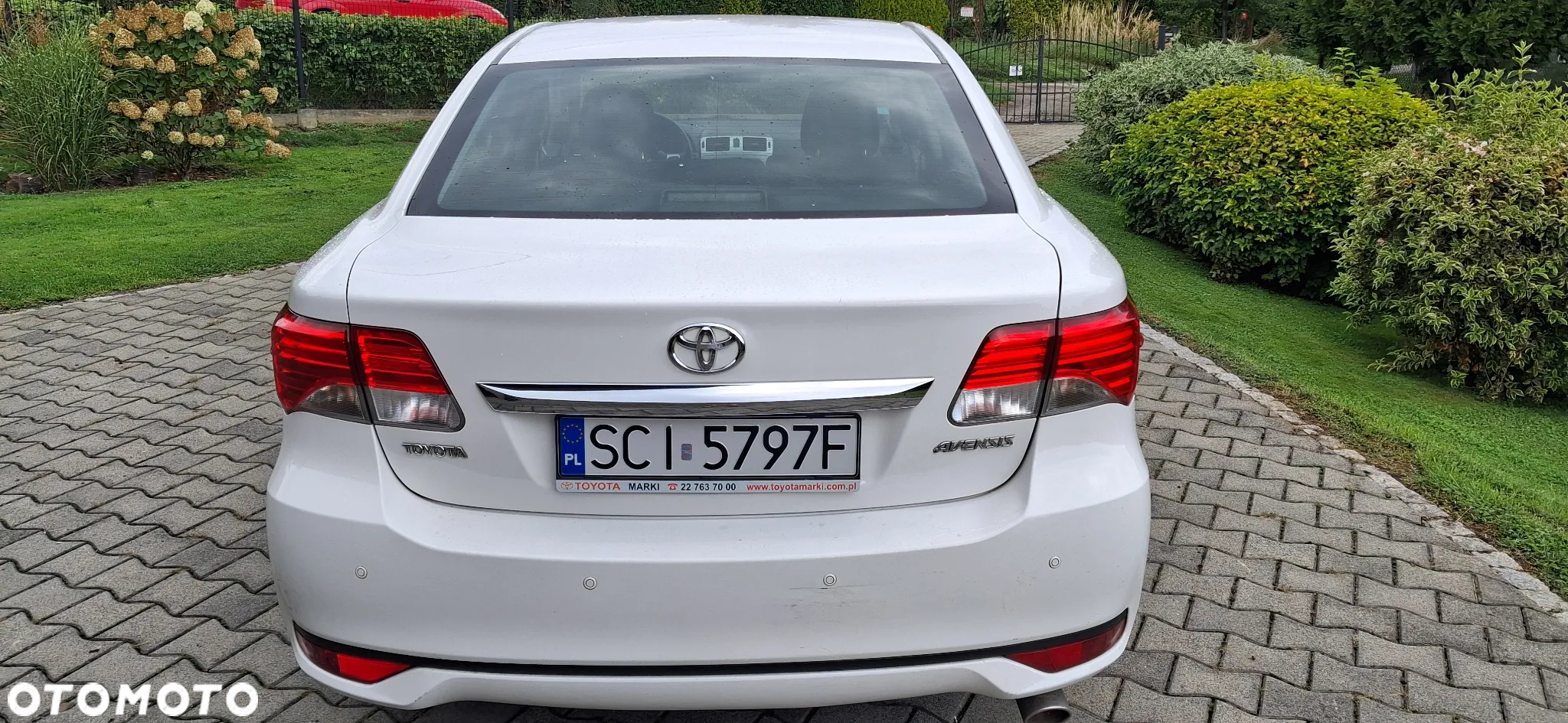 Toyota Avensis 2.0 D-4D Active - 7