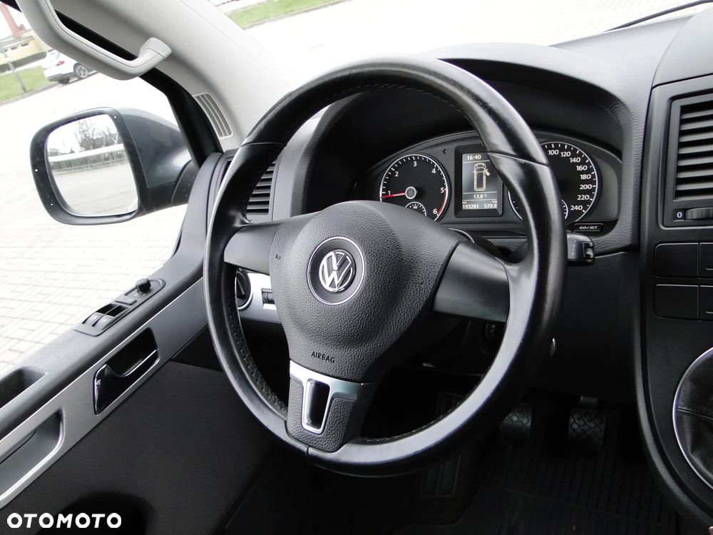 Volkswagen Multivan L1 Highline - 21