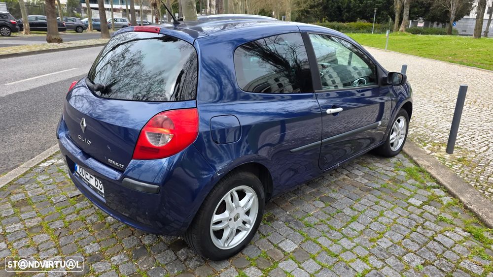 Renault Clio 1.5 dci dynamique - 3