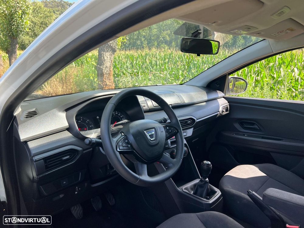 Dacia Sandero - 11