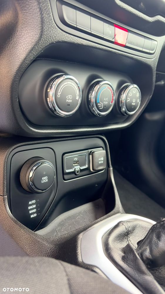 Jeep Renegade - 22
