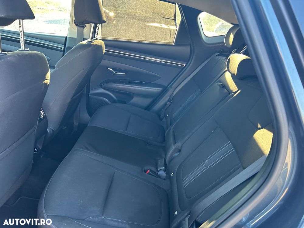 Hyundai Tucson 1.6 T-GDi HEV 2WD Advantage - 31
