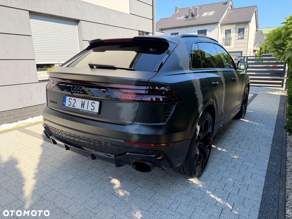Audi RS Q8 - 7