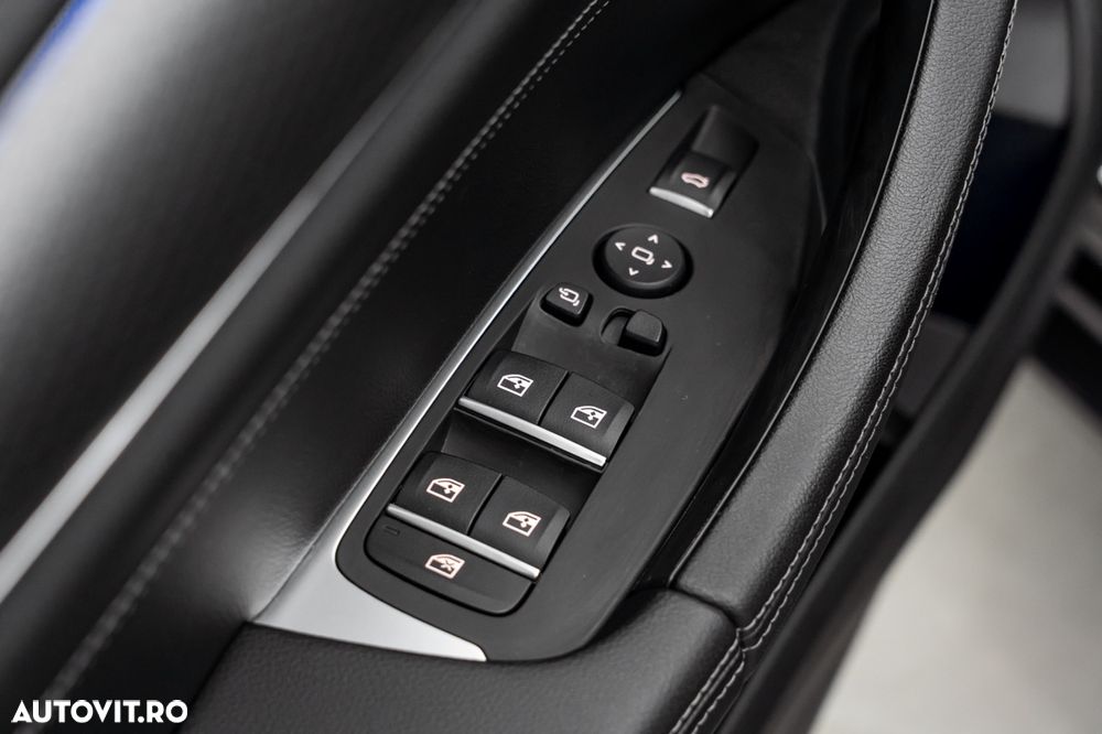 BMW X4 xDrive20i AT MHEV - 37