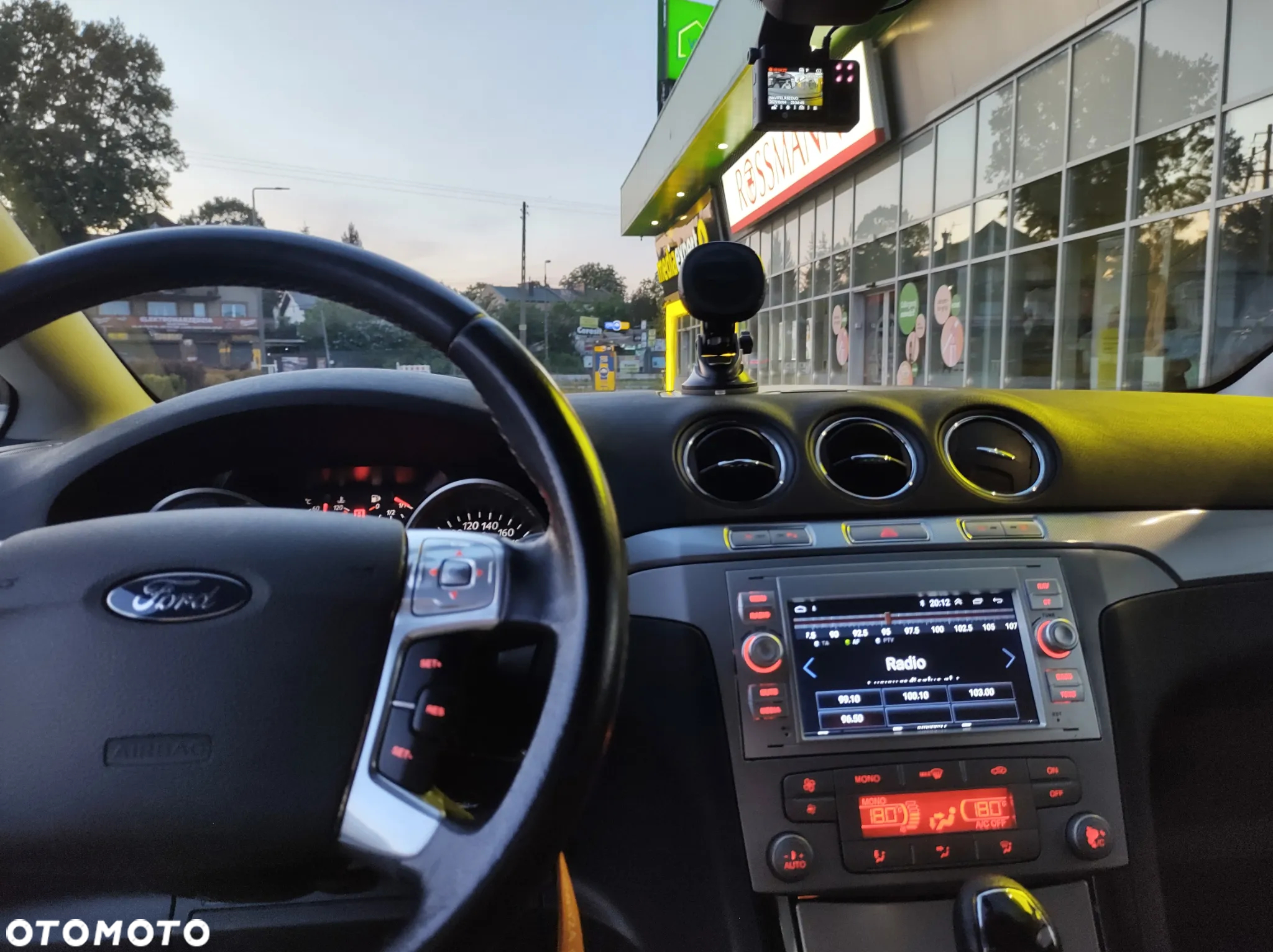 Ford S-Max - 16