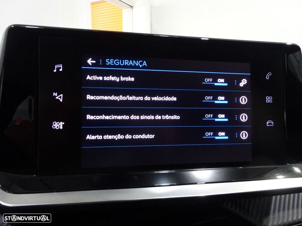 Peugeot 208 1.2 PureTech Active - 23