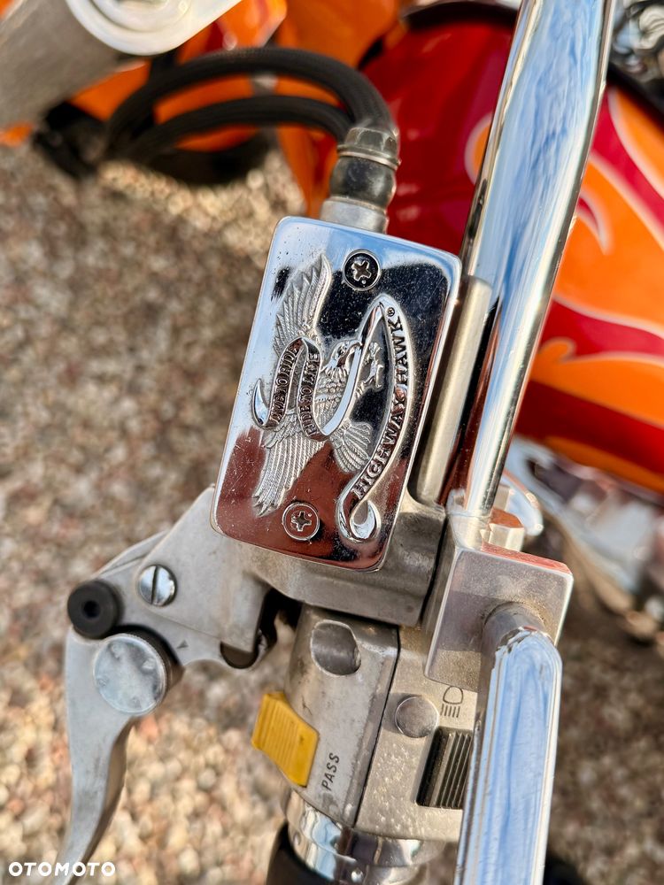 Suzuki Intruder - 25