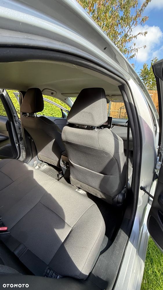 Toyota Corolla 1.8 Hybrid Comfort - 13